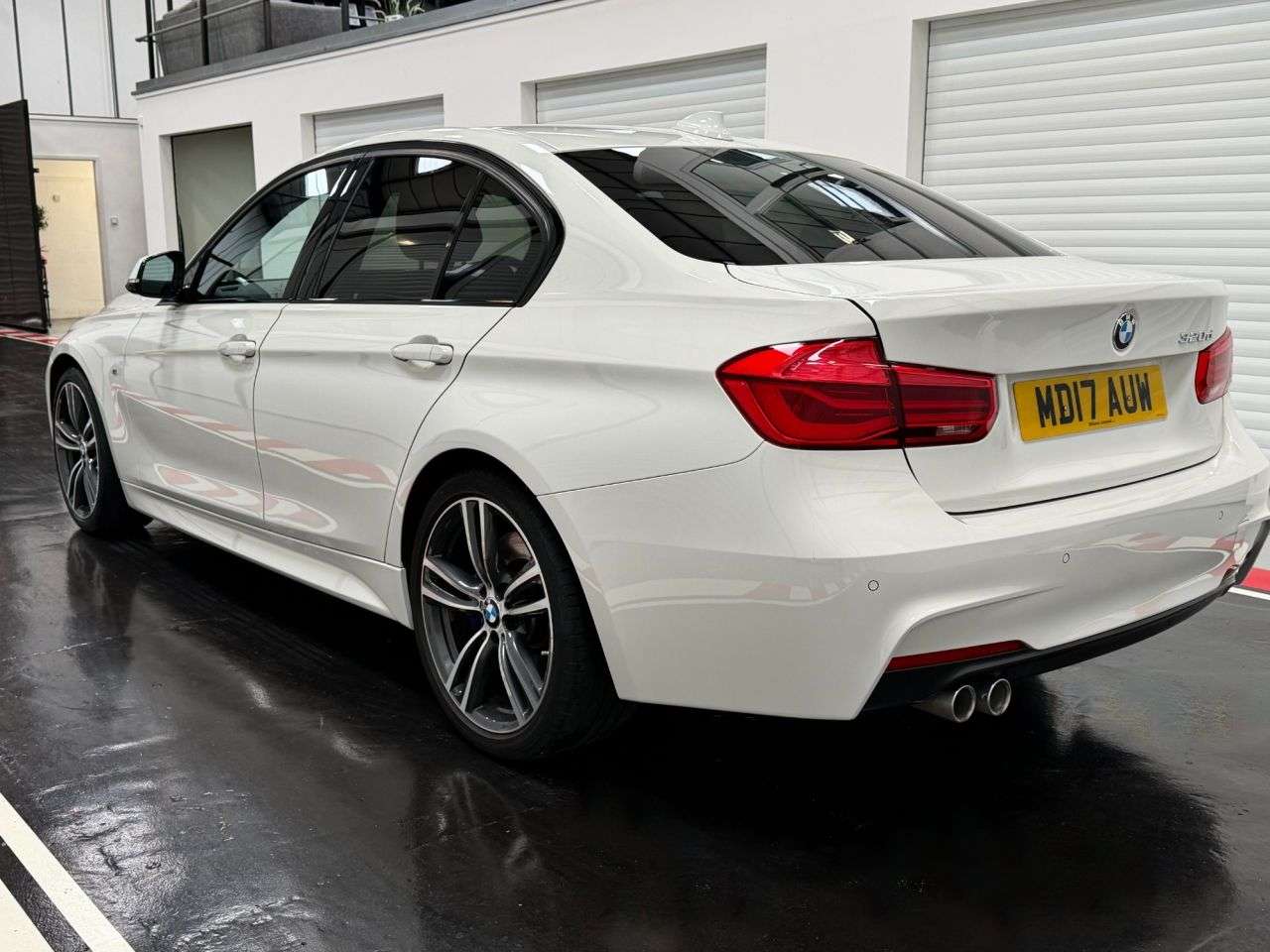 A 2017 BMW 3 SERIES 2.0 320d M Sport Saloon 4dr Diesel Auto Euro 6 (s/s) (190 ps) A 2017 BMW 3 SERIES 2.0 320d M Sport Saloon 4dr Diesel Auto Euro 6 (s/s) (190 ps)