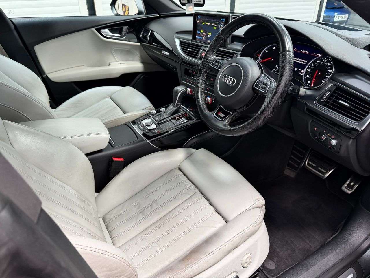 A 2015 AUDI A7 3.0 TDI V6 Black Edition Sportback 5dr Diesel S Tronic quattro Euro 6 (s/s) A 2015 AUDI A7 3.0 TDI V6 Black Edition Sportback 5dr Diesel S Tronic quattro Euro 6 (s/s)