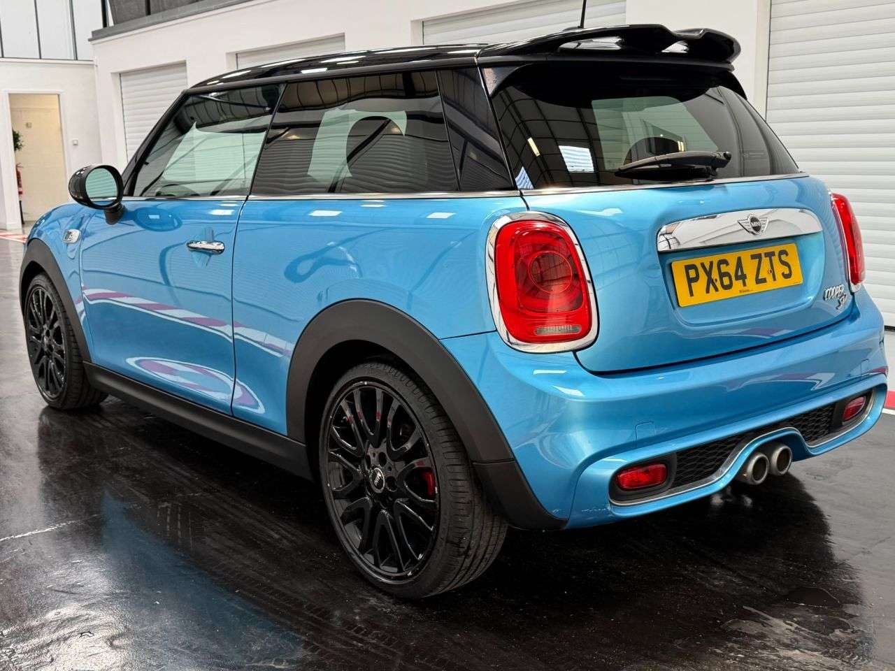 A 2014 MINI HATCH 2.0 Cooper SD Hatchback 3dr Diesel Auto 6Spd Euro 6 (s/s) (170 ps) A 2014 MINI HATCH 2.0 Cooper SD Hatchback 3dr Diesel Auto 6Spd Euro 6 (s/s) (170 ps)