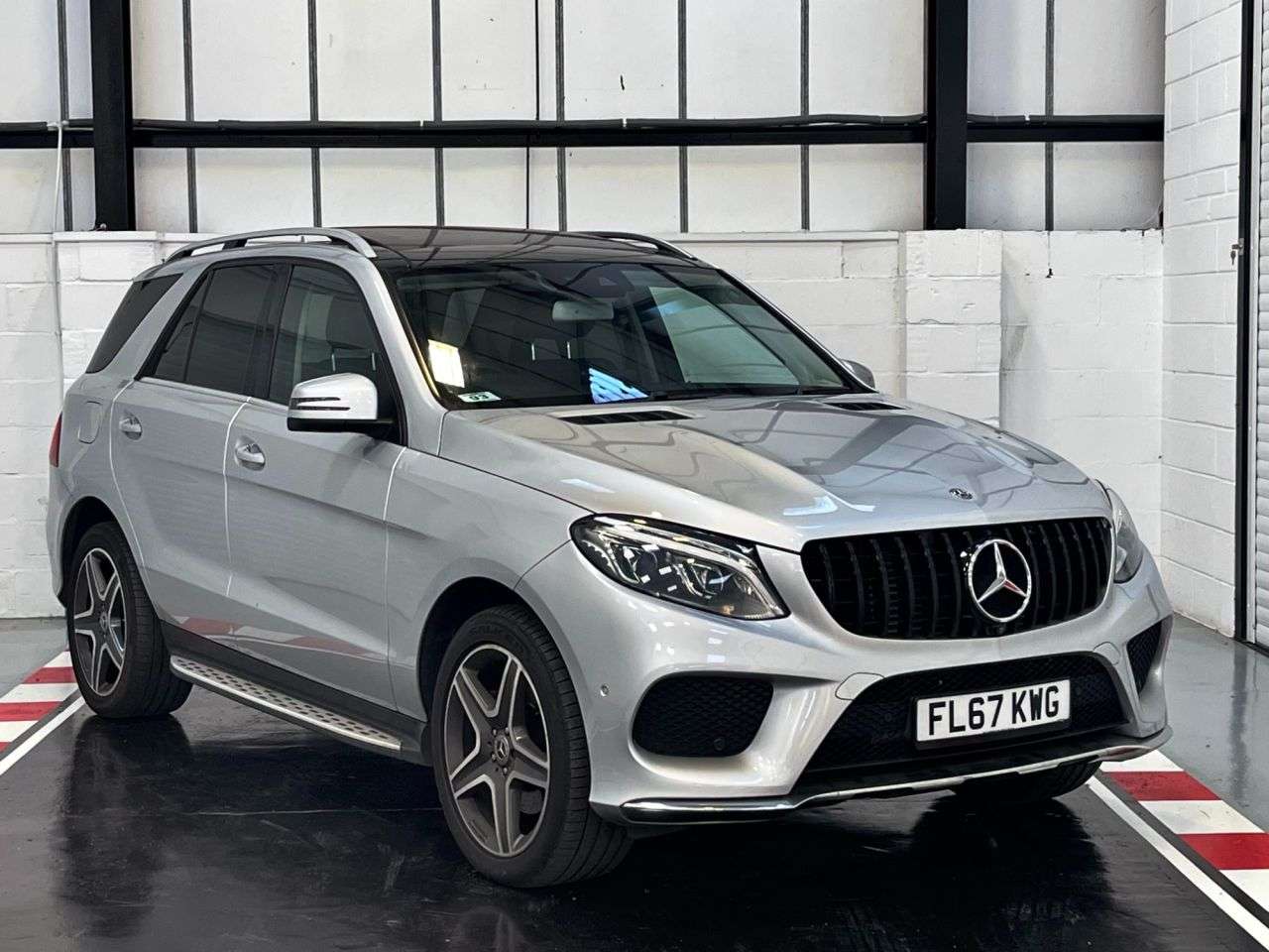 A 2017 MERCEDES-BENZ GLE 2.1 GLE250d AMG Line (Premium) SUV 5dr Diesel G-Tronic 4MATIC Euro 6 (s/s) A 2017 MERCEDES-BENZ GLE 2.1 GLE250d AMG Line (Premium) SUV 5dr Diesel G-Tronic 4MATIC Euro 6 (s/s)