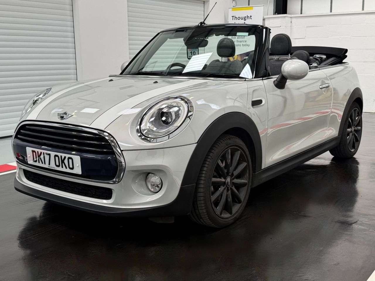 2017 MINI CONVERTIBLE 2017 MINI CONVERTIBLE