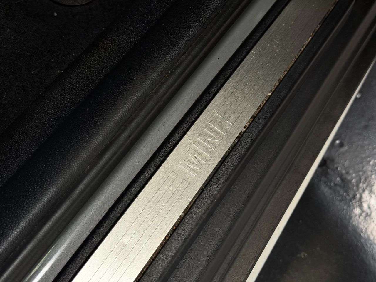 2018 MINI MINI COUNTRYMAN 2018 MINI MINI COUNTRYMAN