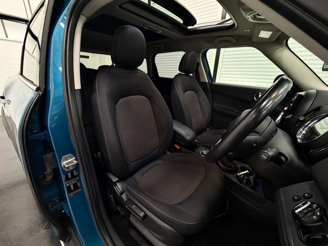 2019 MINI COUNTRYMAN 2019 MINI COUNTRYMAN