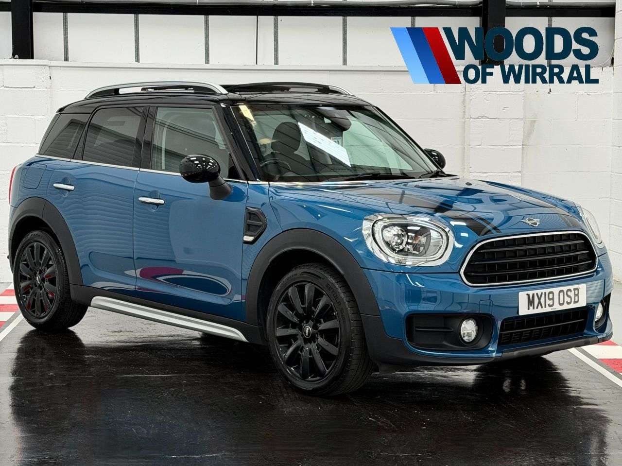 A 2019 MINI COUNTRYMAN 1.5 Cooper Classic SUV 5dr Petrol Manual Euro 6 (s/s) (136 ps) A 2019 MINI COUNTRYMAN 1.5 Cooper Classic SUV 5dr Petrol Manual Euro 6 (s/s) (136 ps)