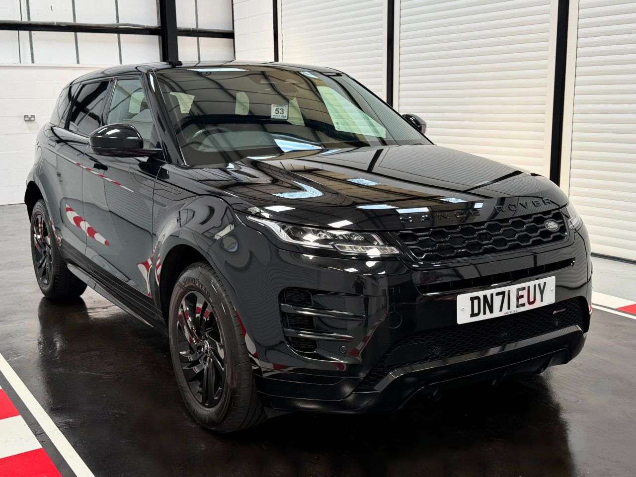 A 2021 LAND ROVER RANGE ROVER EVOQUE 2.0 D200 MHEV R-Dynamic S SUV 5dr Diesel Auto 4WD Euro 6 (s/s) (204 ps) A 2021 LAND ROVER RANGE ROVER EVOQUE 2.0 D200 MHEV R-Dynamic S SUV 5dr Diesel Auto 4WD Euro 6 (s/s) (204 ps)