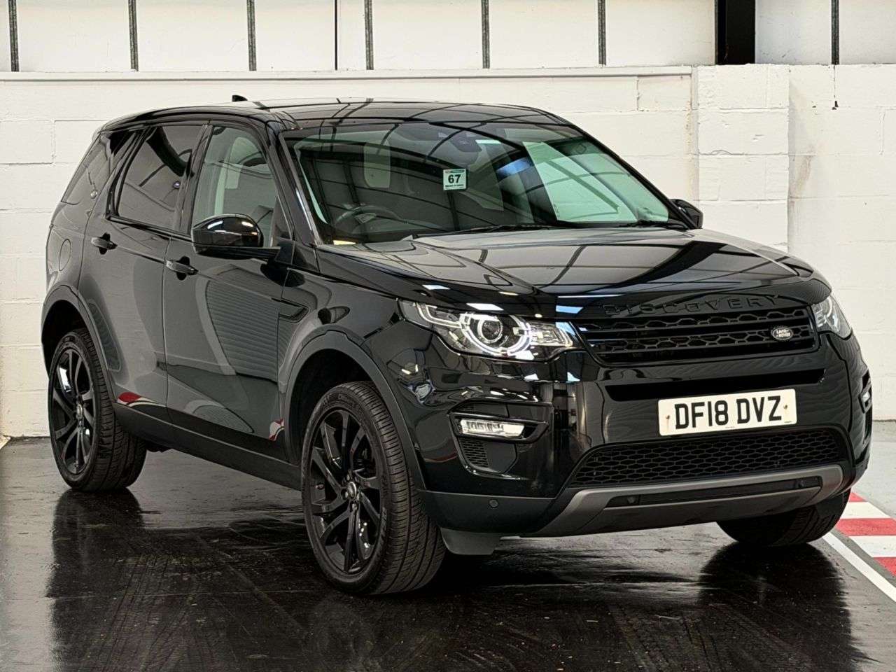 A 2018 LAND ROVER DISCOVERY SPORT 2.0 TD4 HSE Black SUV 5dr Diesel Auto 4WD Euro 6 (s/s) (180 ps) A 2018 LAND ROVER DISCOVERY SPORT 2.0 TD4 HSE Black SUV 5dr Diesel Auto 4WD Euro 6 (s/s) (180 ps)