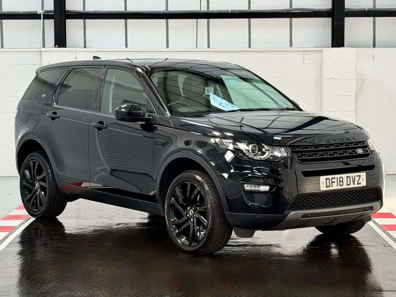 A 2018 LAND ROVER DISCOVERY SPORT 2.0 TD4 HSE Black SUV 5dr Diesel Auto 4WD Euro 6 (s/s) (180 ps) A 2018 LAND ROVER DISCOVERY SPORT 2.0 TD4 HSE Black SUV 5dr Diesel Auto 4WD Euro 6 (s/s) (180 ps)