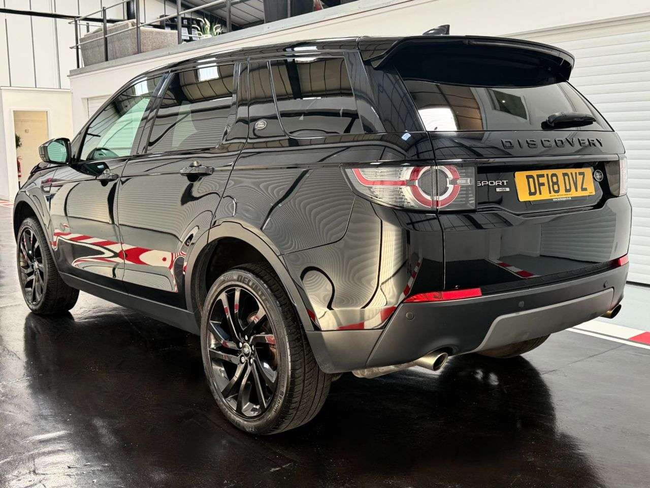 A 2018 LAND ROVER DISCOVERY SPORT 2.0 TD4 HSE Black SUV 5dr Diesel Auto 4WD Euro 6 (s/s) (180 ps) A 2018 LAND ROVER DISCOVERY SPORT 2.0 TD4 HSE Black SUV 5dr Diesel Auto 4WD Euro 6 (s/s) (180 ps)