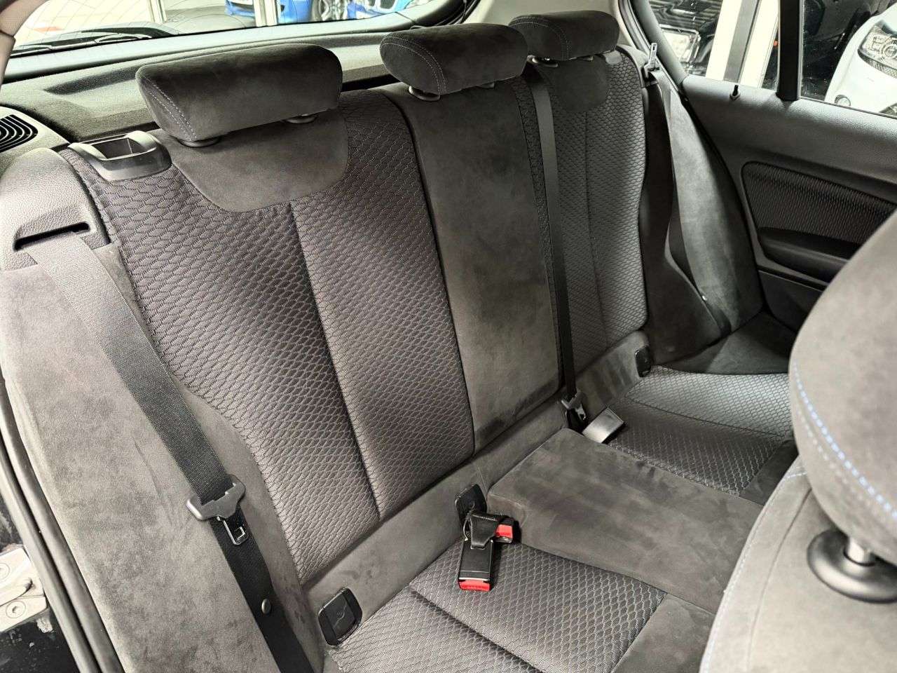 2013 BMW 1 SERIES 2013 BMW 1 SERIES