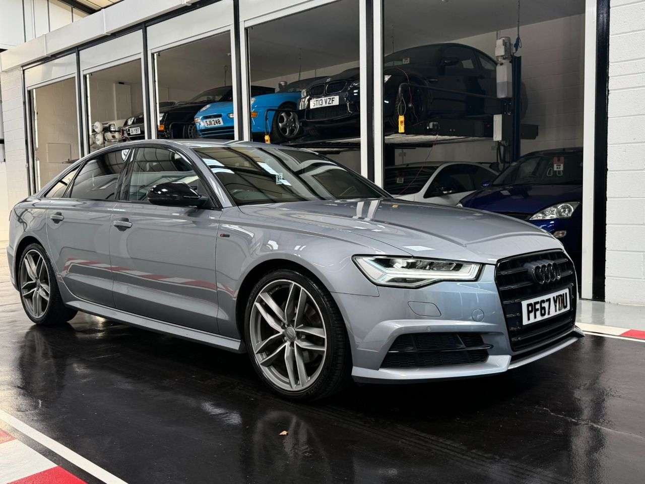 A 2018 AUDI A6 SALOON 1.8 TFSI Black Edition Saloon 4dr Petrol S Tronic Euro 6 (s/s) (190 ps) A 2018 AUDI A6 SALOON 1.8 TFSI Black Edition Saloon 4dr Petrol S Tronic Euro 6 (s/s) (190 ps)