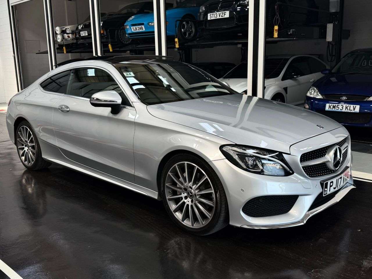 A 2017 MERCEDES-BENZ C CLASS 2.1 C220d AMG Line (Premium) Coupe 2dr Diesel G-Tronic+ Euro 6 (s/s) (170 p A 2017 MERCEDES-BENZ C CLASS 2.1 C220d AMG Line (Premium) Coupe 2dr Diesel G-Tronic+ Euro 6 (s/s) (170 p