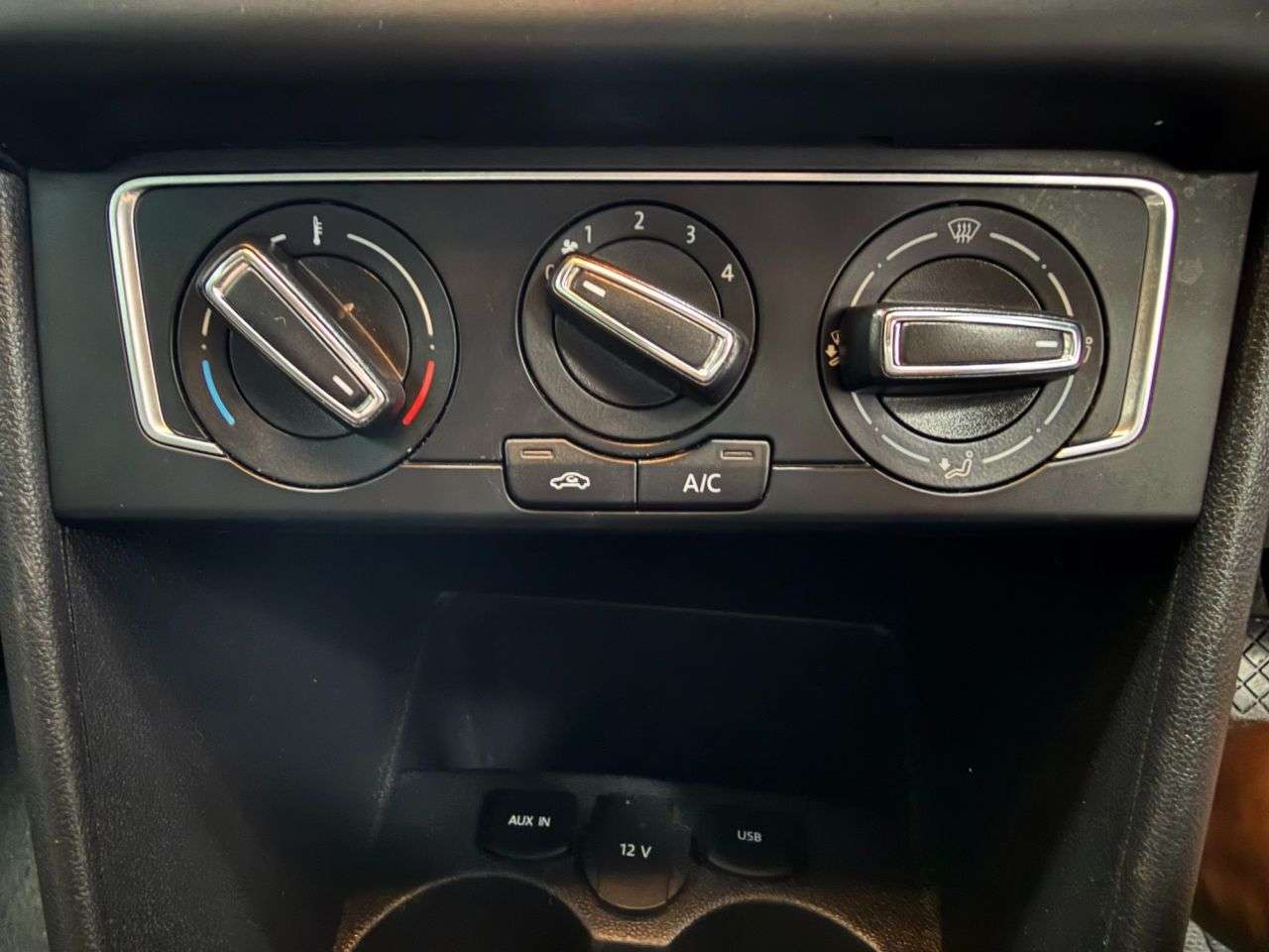 2017 VOLKSWAGEN POLO 2017 VOLKSWAGEN POLO