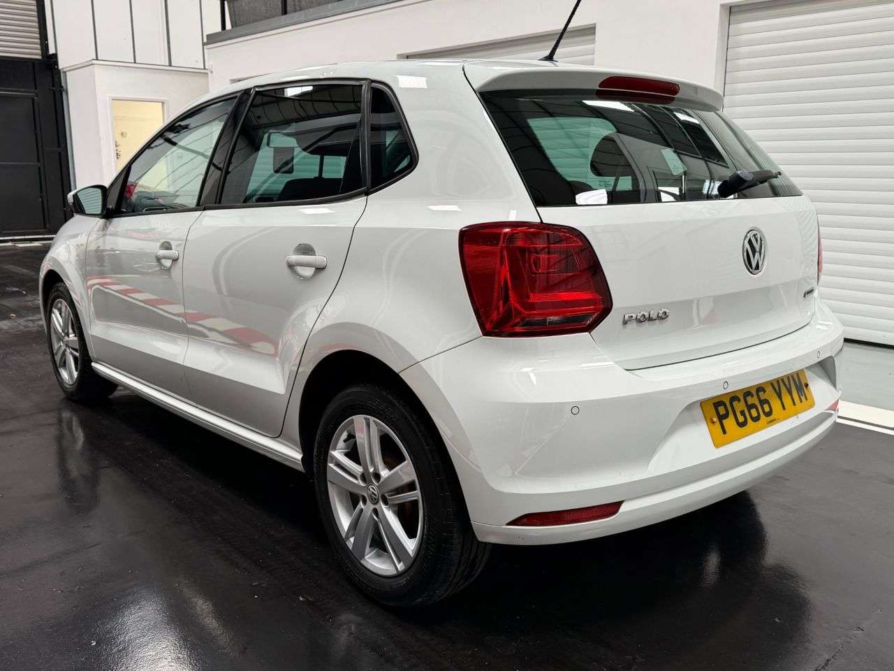A 2017 VOLKSWAGEN POLO 1.0 BlueMotion Tech Match Hatchback 5dr Petrol Manual Euro 6 (s/s) (75 ps) A 2017 VOLKSWAGEN POLO 1.0 BlueMotion Tech Match Hatchback 5dr Petrol Manual Euro 6 (s/s) (75 ps)
