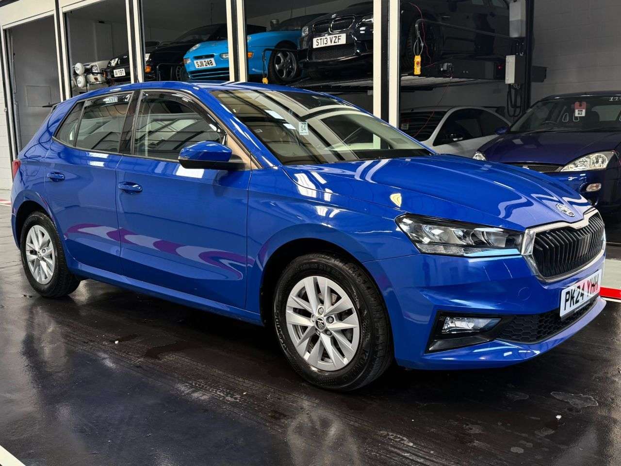 A 2024 SKODA FABIA 1.0 MPI SE Comfort Hatchback 5dr Petrol Manual Euro 6 (s/s) (80 ps) A 2024 SKODA FABIA 1.0 MPI SE Comfort Hatchback 5dr Petrol Manual Euro 6 (s/s) (80 ps)