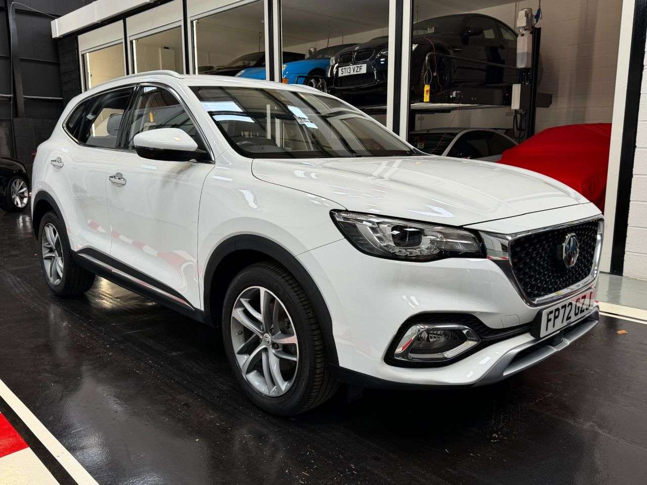 A 2022 MG MG HS 1.5 T-GDI Excite SUV 5dr Petrol Manual Euro 6 (s/s) (162 ps) A 2022 MG MG HS 1.5 T-GDI Excite SUV 5dr Petrol Manual Euro 6 (s/s) (162 ps)