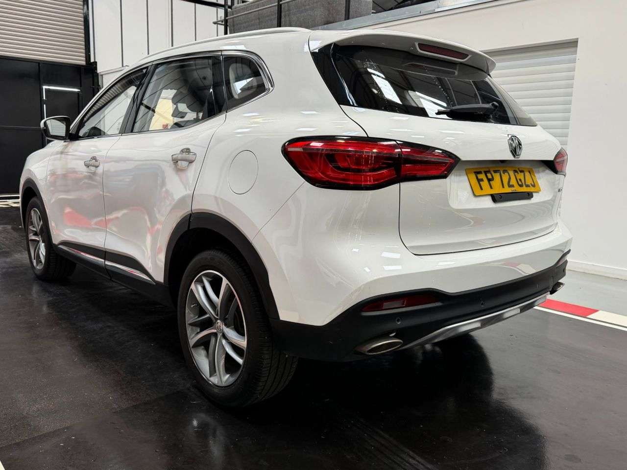 A 2022 MG MG HS 1.5 T-GDI Excite SUV 5dr Petrol Manual Euro 6 (s/s) (162 ps) A 2022 MG MG HS 1.5 T-GDI Excite SUV 5dr Petrol Manual Euro 6 (s/s) (162 ps)