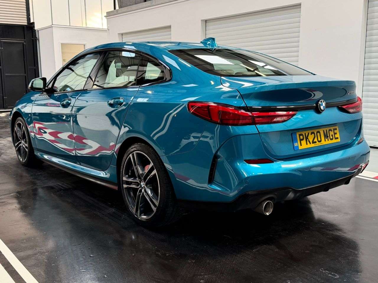 A 2020 BMW 2 SERIES GRAN COUPE 1.5 218i M Sport Saloon 4dr Petrol DCT Euro 6 (s/s) (140 ps) A 2020 BMW 2 SERIES GRAN COUPE 1.5 218i M Sport Saloon 4dr Petrol DCT Euro 6 (s/s) (140 ps)