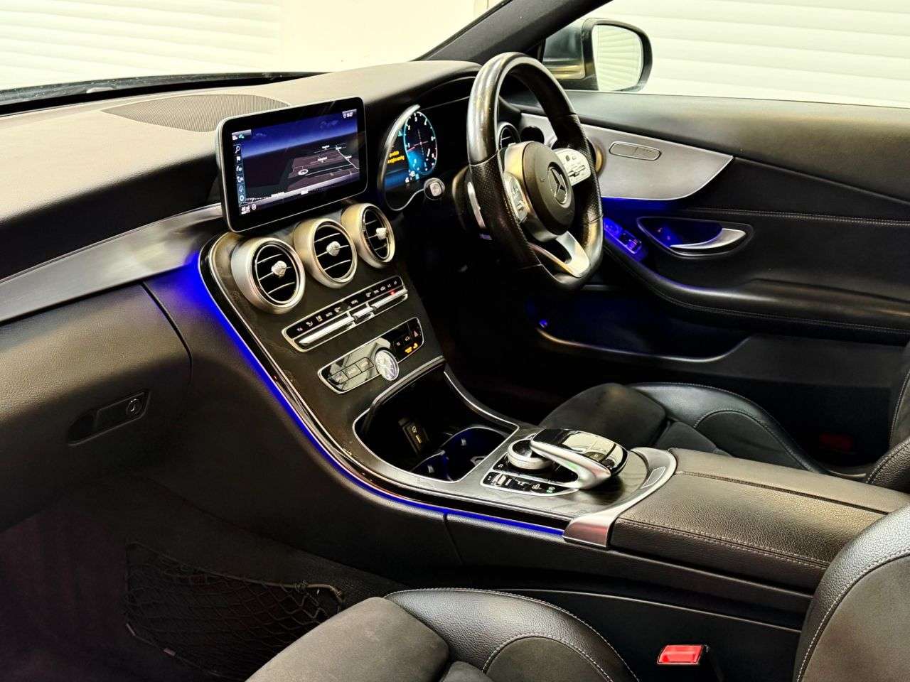 A 2019 MERCEDES-BENZ C CLASS 2.0 C220d AMG Line (Premium) Coupe 2dr Diesel G-Tronic+ Euro 6 (s/s) (194 p A 2019 MERCEDES-BENZ C CLASS 2.0 C220d AMG Line (Premium) Coupe 2dr Diesel G-Tronic+ Euro 6 (s/s) (194 p