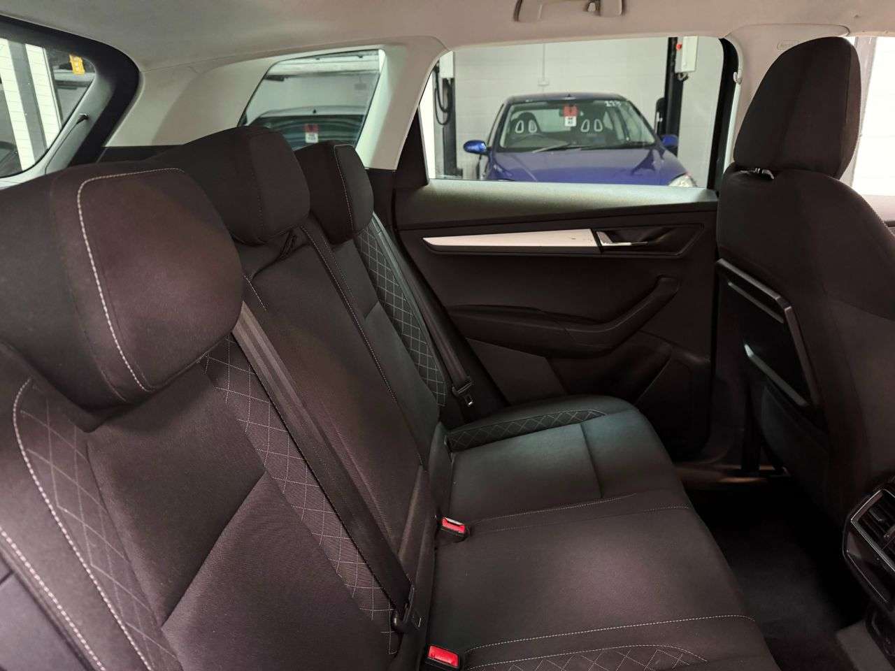 2021 SKODA KAROQ 2021 SKODA KAROQ