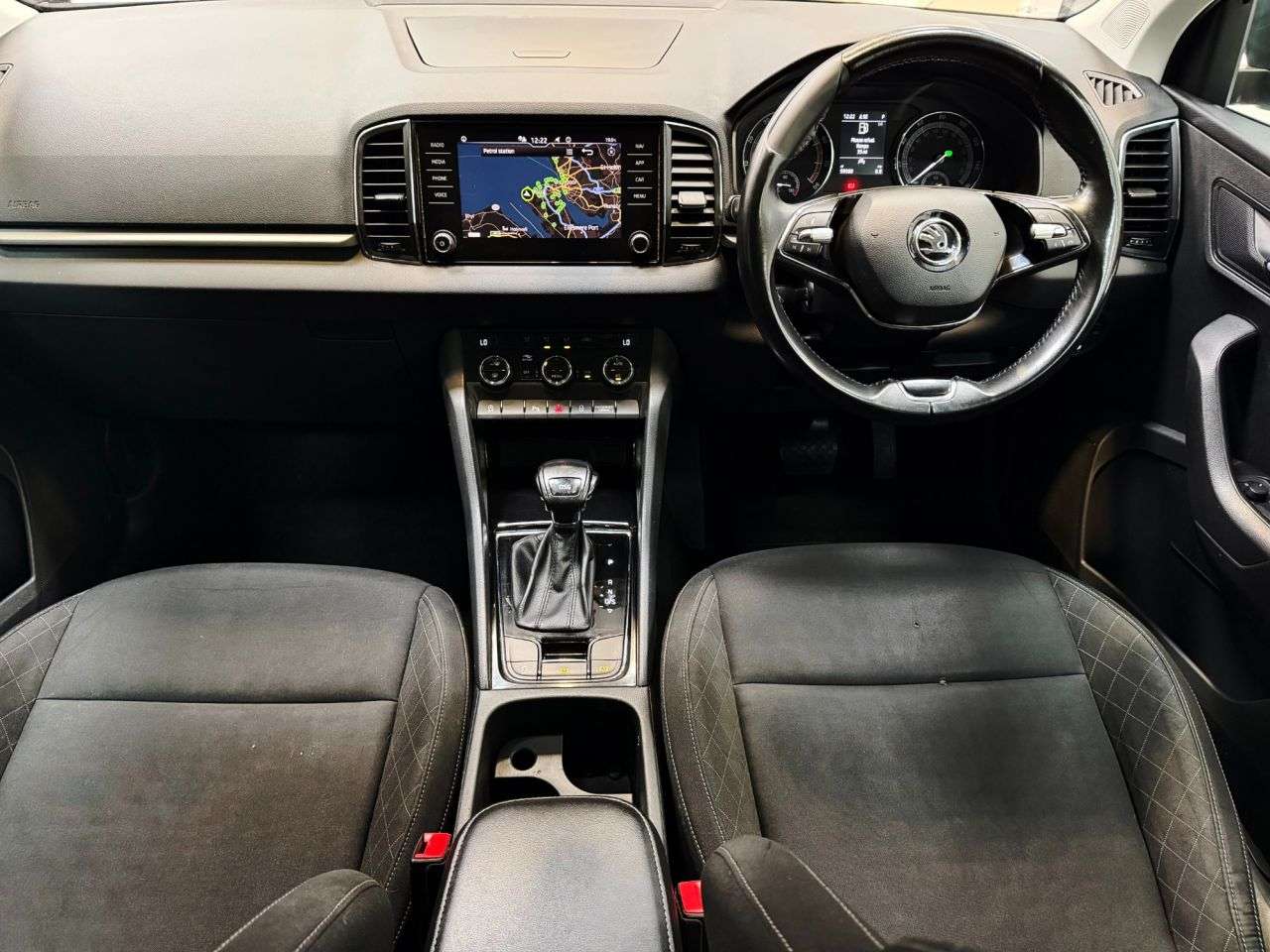 2021 SKODA KAROQ 2021 SKODA KAROQ