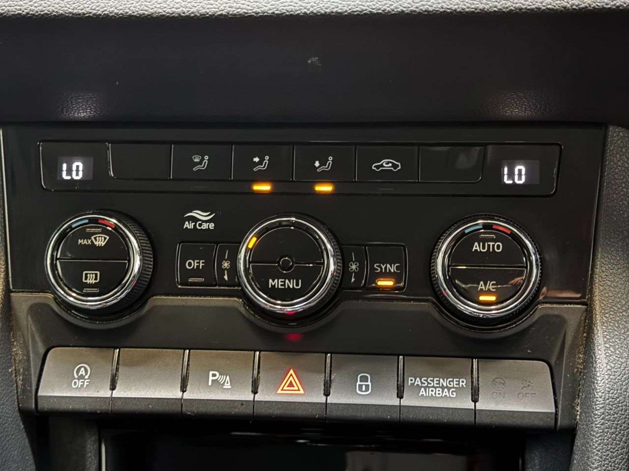 2021 SKODA KAROQ 2021 SKODA KAROQ