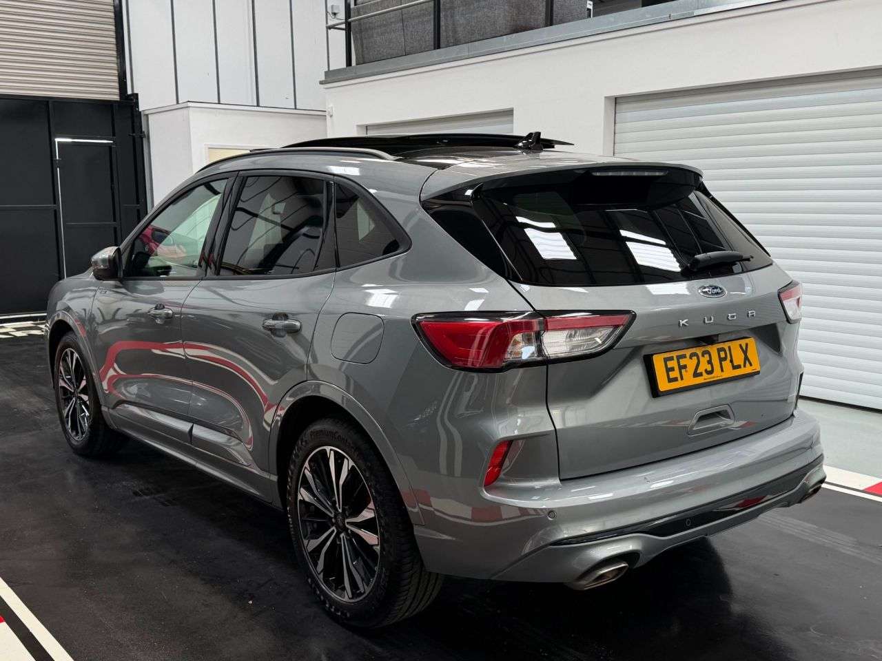A 2023 FORD KUGA 1.5T EcoBoost ST-Line X Edition SUV 5dr Petrol Manual Euro 6 (s/s) (150 ps) A 2023 FORD KUGA 1.5T EcoBoost ST-Line X Edition SUV 5dr Petrol Manual Euro 6 (s/s) (150 ps)
