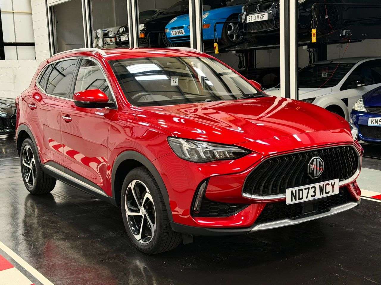 A 2023 MG MG HS 1.5 T-GDI Trophy SUV 5dr Petrol DCT Euro 6 (s/s) (162 ps) A 2023 MG MG HS 1.5 T-GDI Trophy SUV 5dr Petrol DCT Euro 6 (s/s) (162 ps)