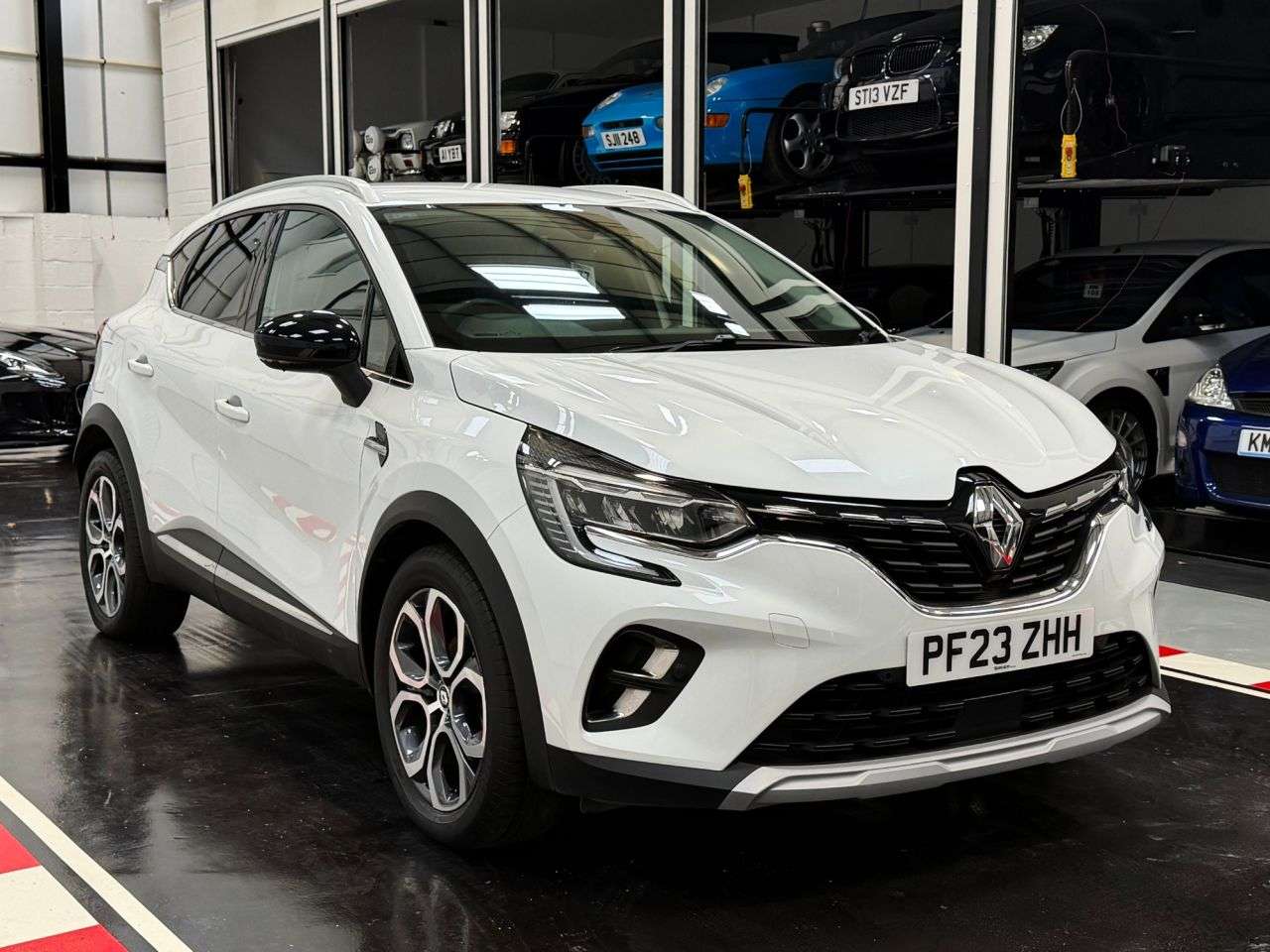 A 2023 RENAULT CAPTUR 1.0 TCe techno SUV 5dr Petrol Manual Euro 6 (s/s) (90 ps) A 2023 RENAULT CAPTUR 1.0 TCe techno SUV 5dr Petrol Manual Euro 6 (s/s) (90 ps)