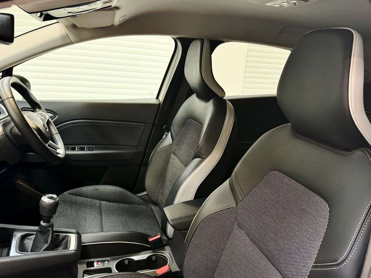 2023 RENAULT CAPTUR 2023 RENAULT CAPTUR