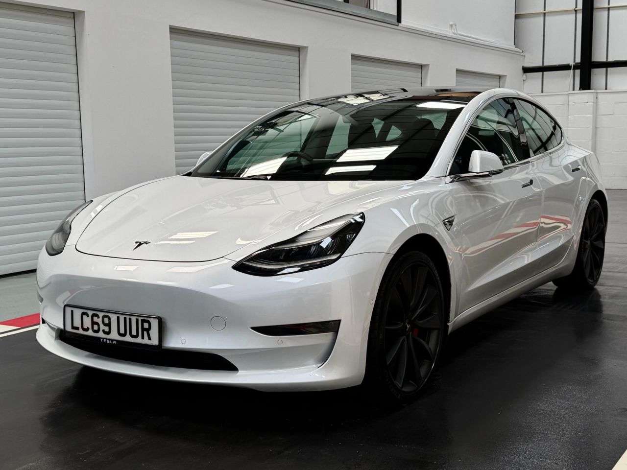 2019 TESLA MODEL 3 2019 TESLA MODEL 3