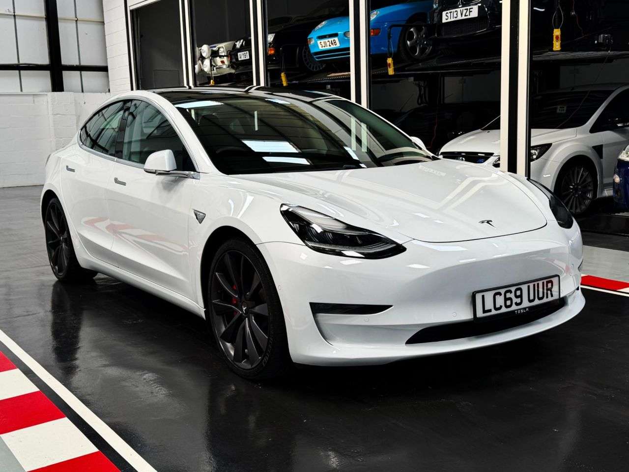 2019 TESLA MODEL 3 2019 TESLA MODEL 3