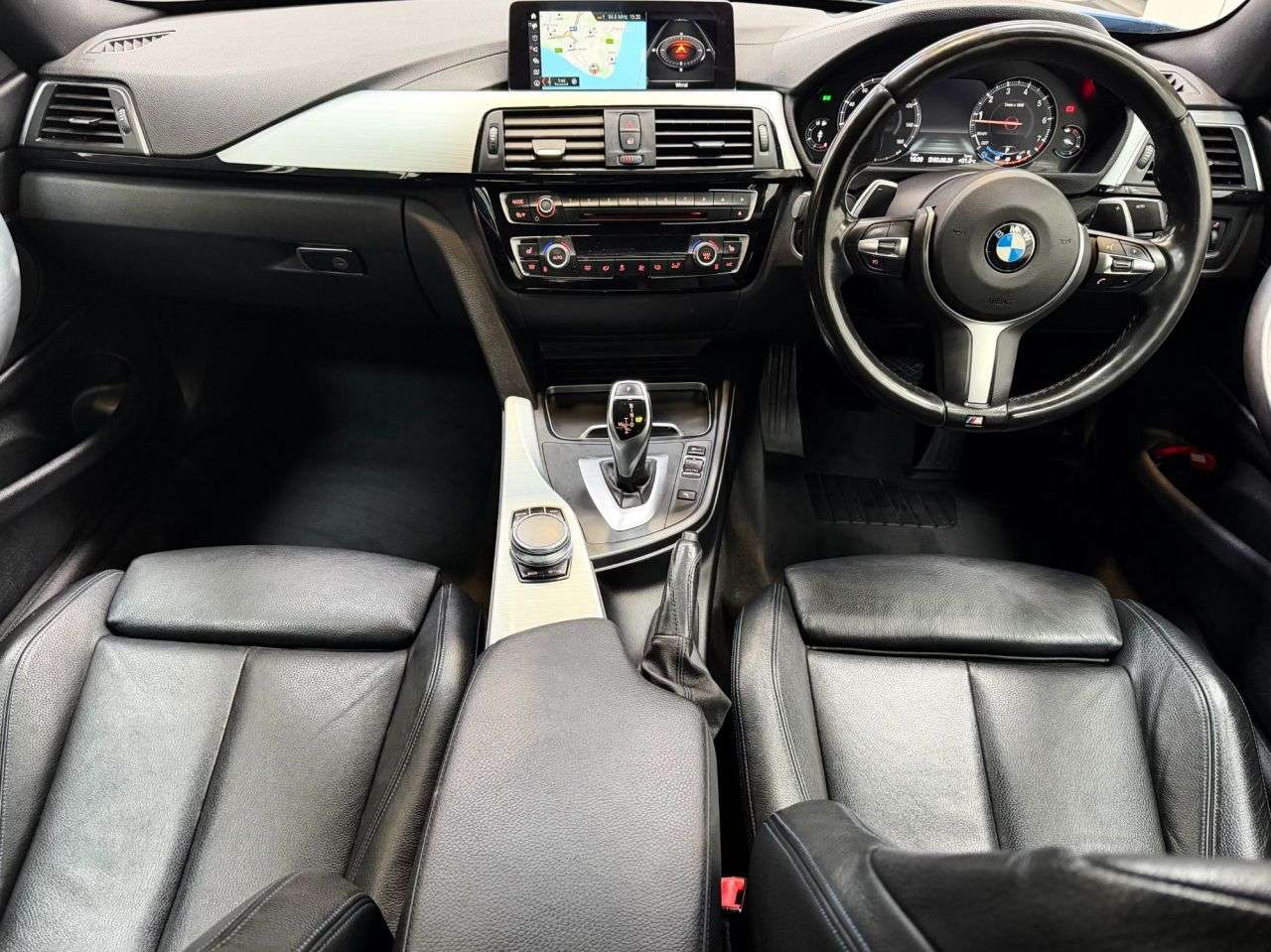 A 2017 BMW 4 SERIES 2.0 420i M Sport Coupe 2dr Petrol Auto Euro 6 (s/s) (184 ps) A 2017 BMW 4 SERIES 2.0 420i M Sport Coupe 2dr Petrol Auto Euro 6 (s/s) (184 ps)