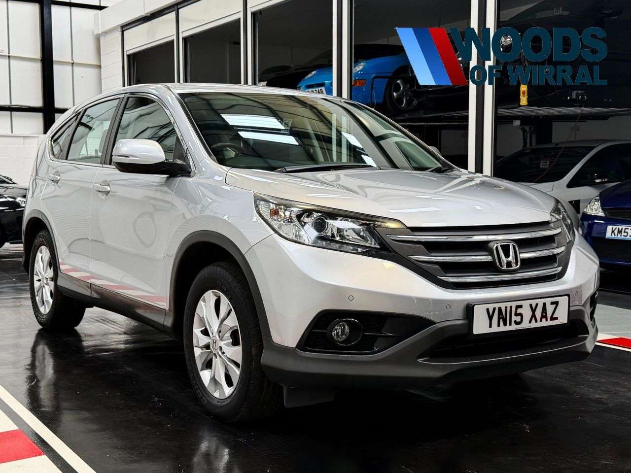 A 2015 HONDA CR-V 2.0 i-VTEC SE-T SUV 5dr Petrol Auto 4WD Euro 5 (155 ps) A 2015 HONDA CR-V 2.0 i-VTEC SE-T SUV 5dr Petrol Auto 4WD Euro 5 (155 ps)