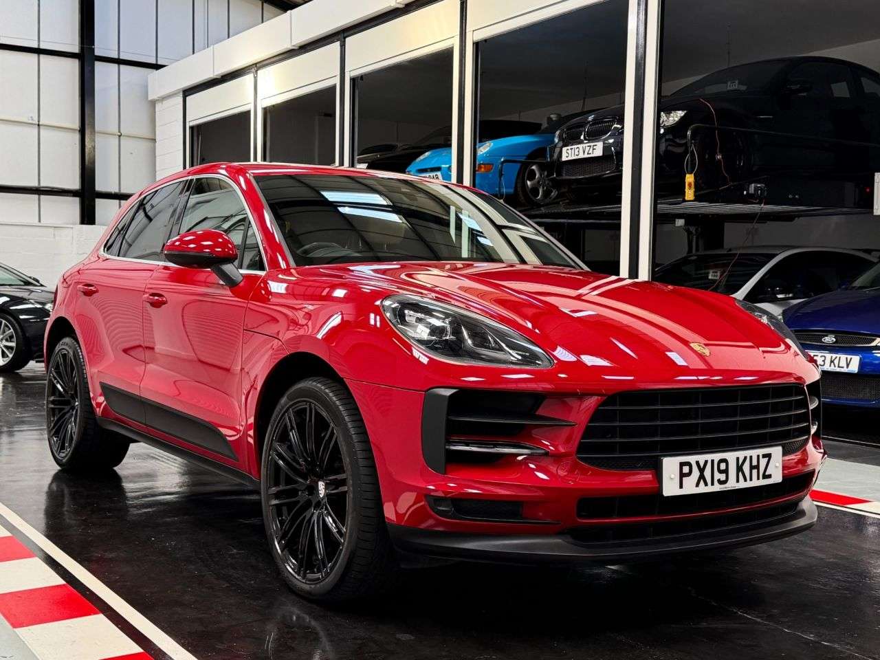 A 2019 PORSCHE MACAN 3.0T V6 S SUV 5dr Petrol PDK 4WD Euro 6 (s/s) (354 ps) A 2019 PORSCHE MACAN 3.0T V6 S SUV 5dr Petrol PDK 4WD Euro 6 (s/s) (354 ps)