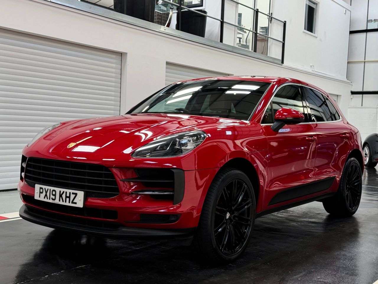 2019 PORSCHE MACAN 2019 PORSCHE MACAN