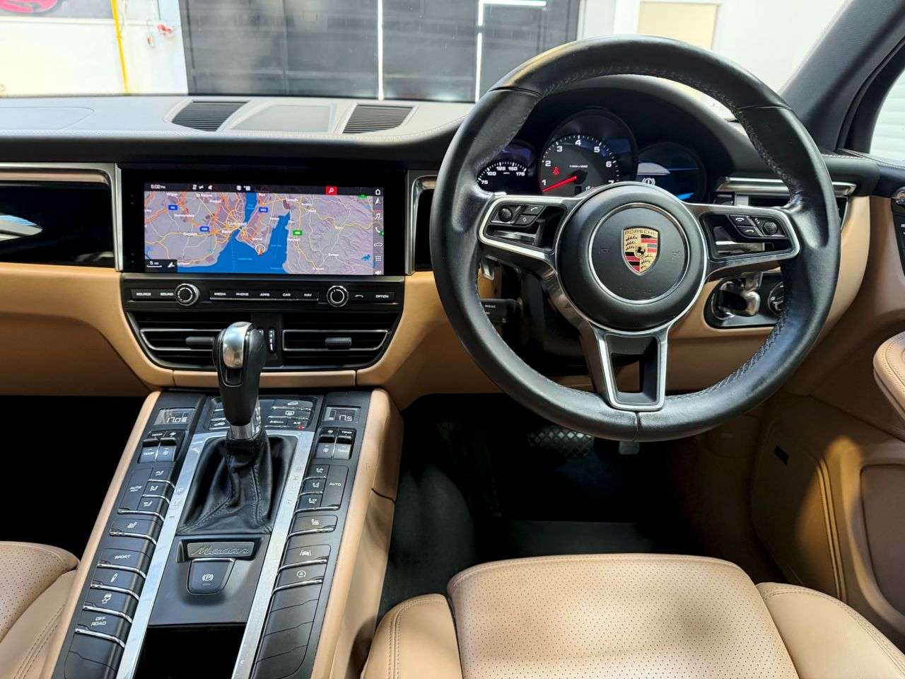2019 PORSCHE MACAN 2019 PORSCHE MACAN