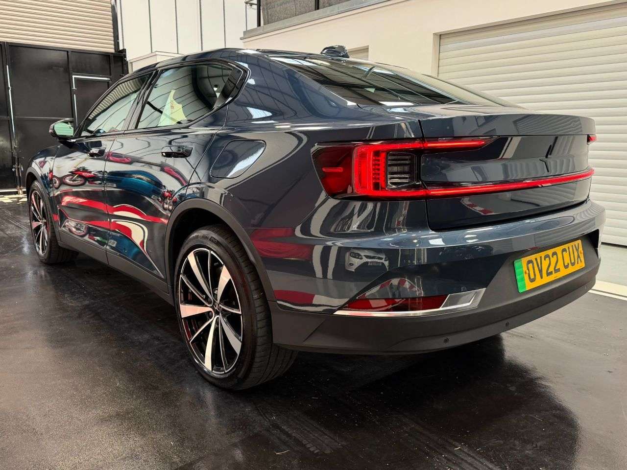 A 2022 POLESTAR POLESTAR 2 Dual Motor 78kWh Long Range Fastback 5dr Electric Auto 4WDE (408 ps) A 2022 POLESTAR POLESTAR 2 Dual Motor 78kWh Long Range Fastback 5dr Electric Auto 4WDE (408 ps)
