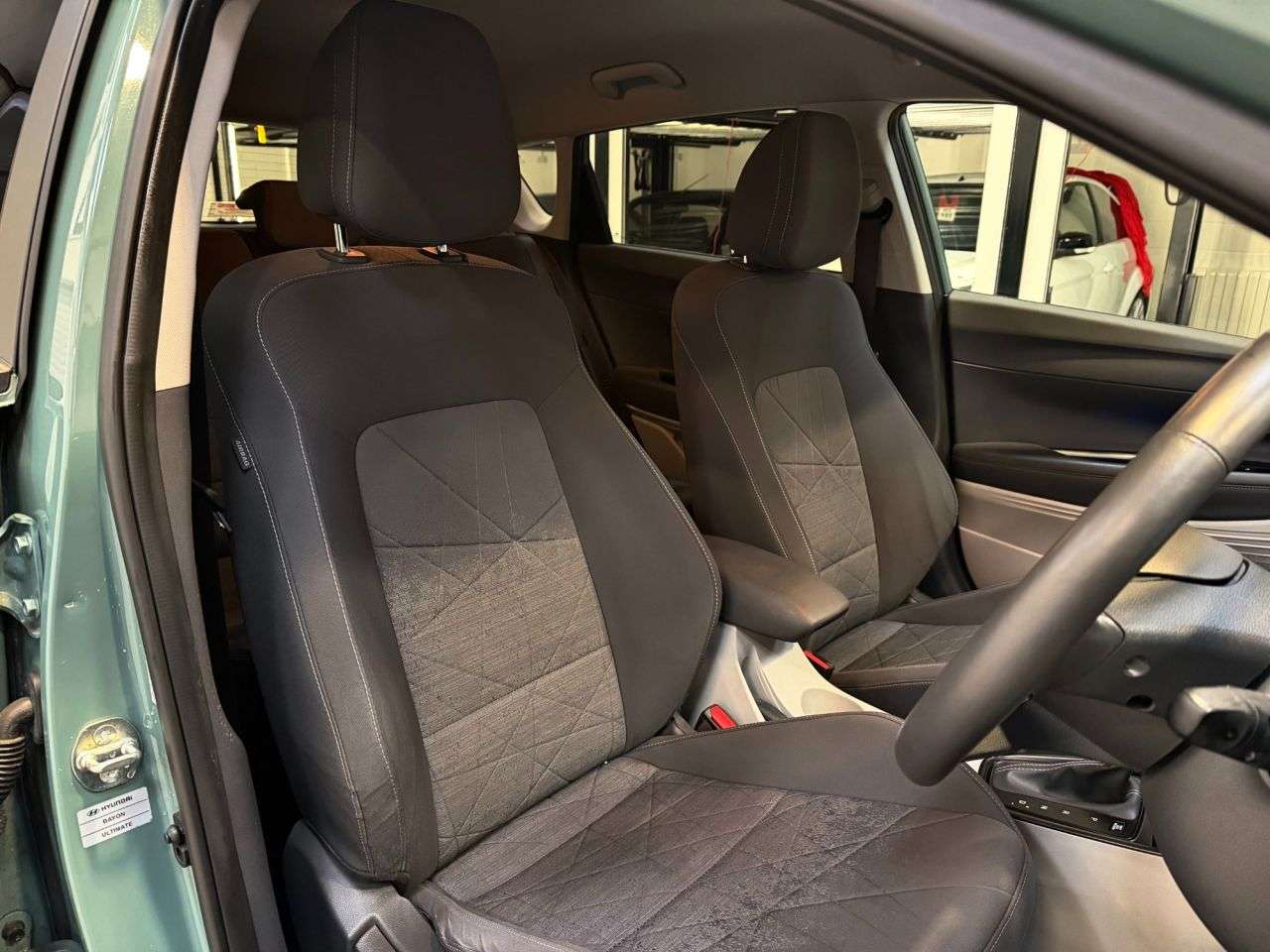 A 2023 HYUNDAI BAYON 1.0 T-GDi MHEV Ultimate SUV 5dr Petrol Hybrid DCT Euro 6 (s/s) (120 ps) A 2023 HYUNDAI BAYON 1.0 T-GDi MHEV Ultimate SUV 5dr Petrol Hybrid DCT Euro 6 (s/s) (120 ps)