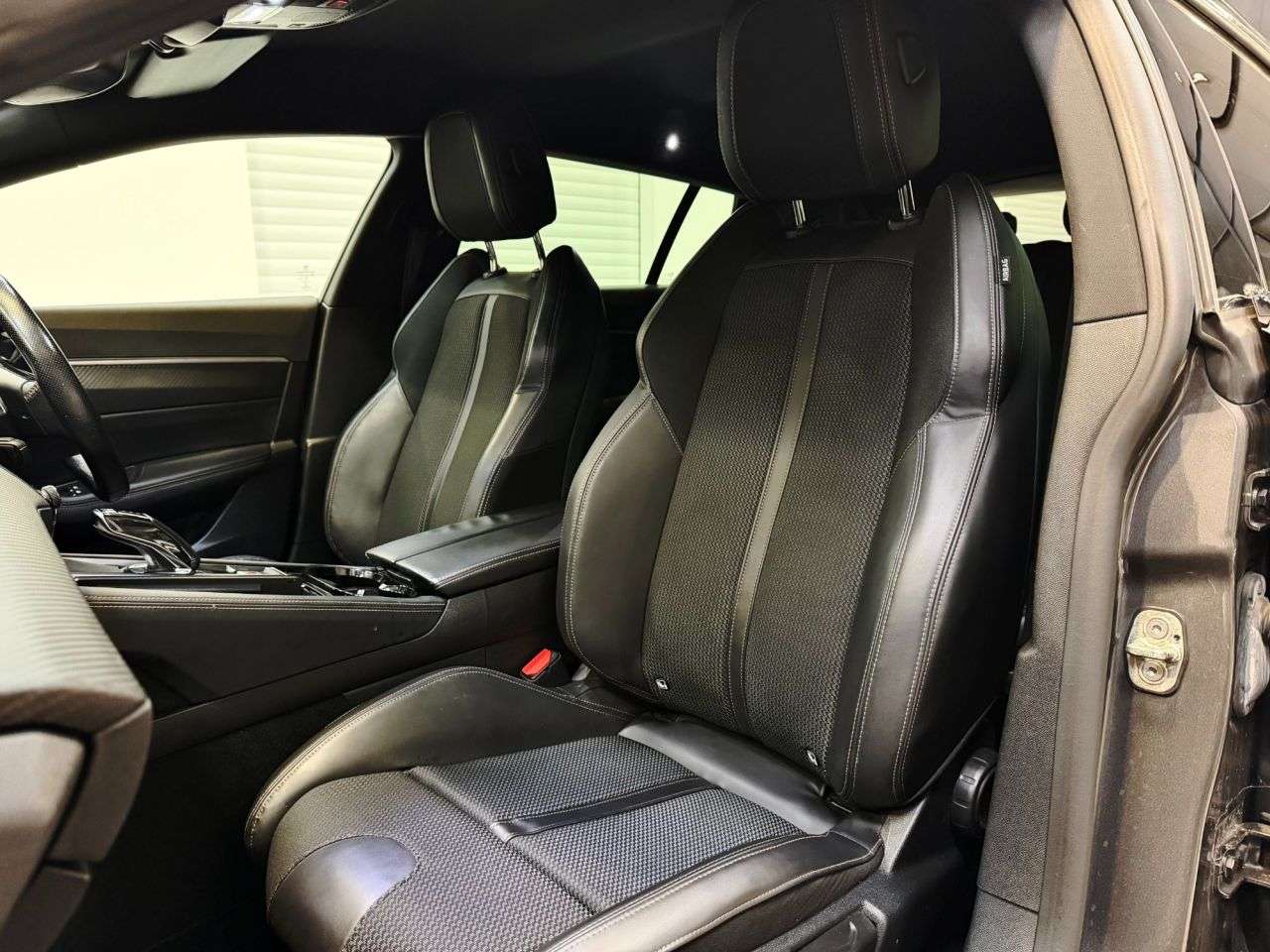 A 2019 PEUGEOT 508 SW 2.0 BlueHDi GT Line Estate 5dr Diesel EAT Euro 6 (s/s) (160 ps) A 2019 PEUGEOT 508 SW 2.0 BlueHDi GT Line Estate 5dr Diesel EAT Euro 6 (s/s) (160 ps)