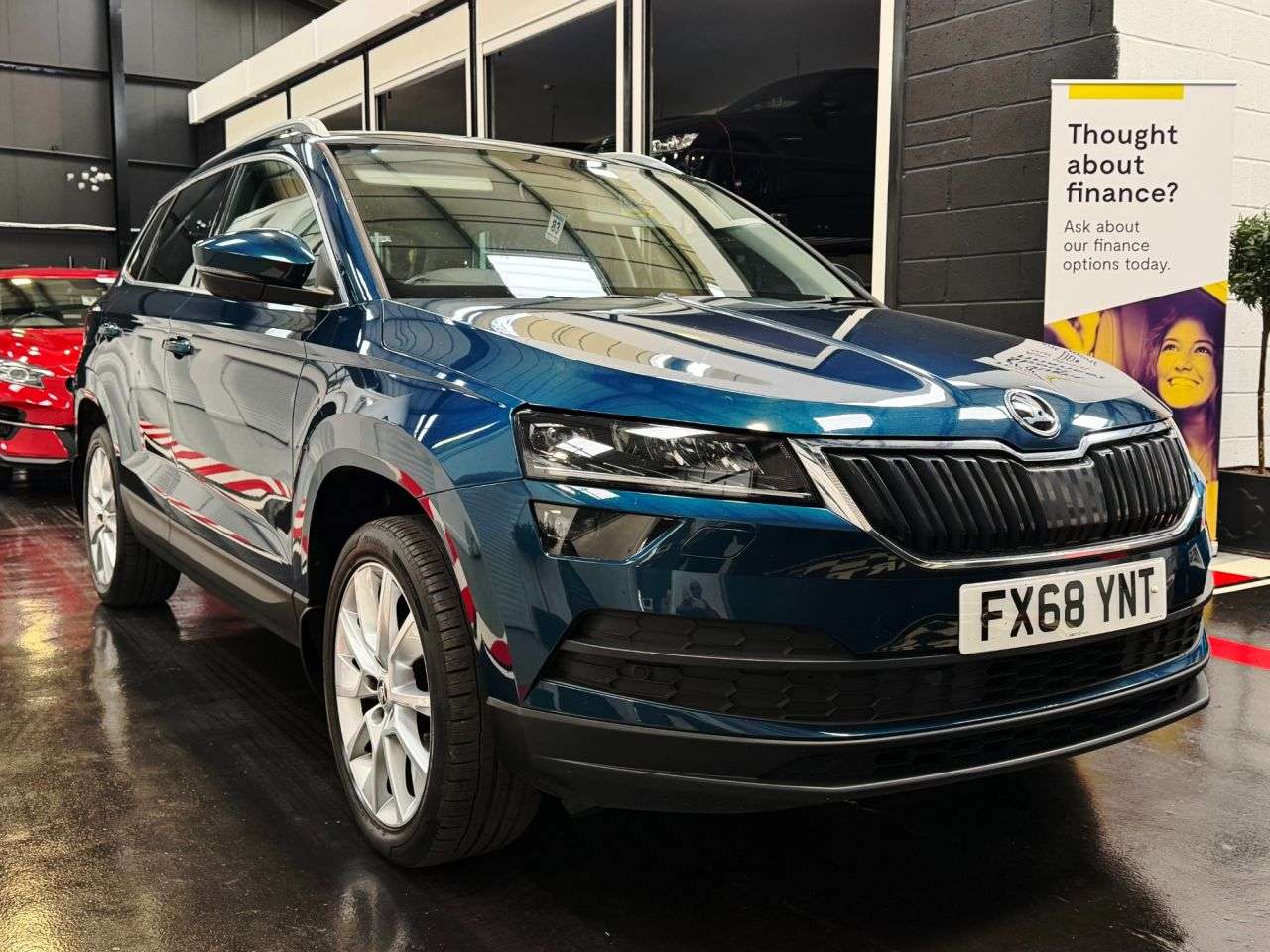A 2018 SKODA KAROQ 1.6 TDI SE L SUV 5dr Diesel DSG Euro 6 (s/s) (115 ps) A 2018 SKODA KAROQ 1.6 TDI SE L SUV 5dr Diesel DSG Euro 6 (s/s) (115 ps)