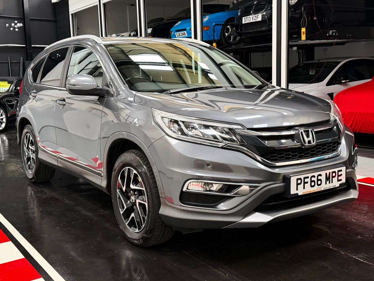 A 2016 HONDA CR-V 1.6 i-DTEC SE Plus SUV 5dr Diesel Auto 4WD Euro 6 (160 ps) A 2016 HONDA CR-V 1.6 i-DTEC SE Plus SUV 5dr Diesel Auto 4WD Euro 6 (160 ps)