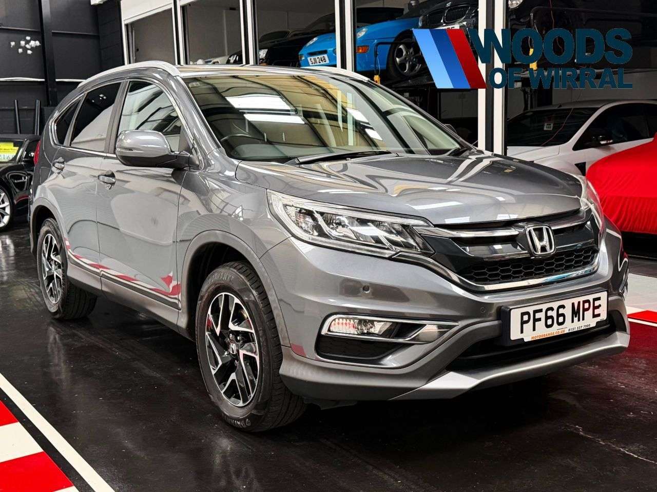 A 2016 HONDA CR-V 1.6 i-DTEC SE Plus SUV 5dr Diesel Auto 4WD Euro 6 (160 ps) A 2016 HONDA CR-V 1.6 i-DTEC SE Plus SUV 5dr Diesel Auto 4WD Euro 6 (160 ps)