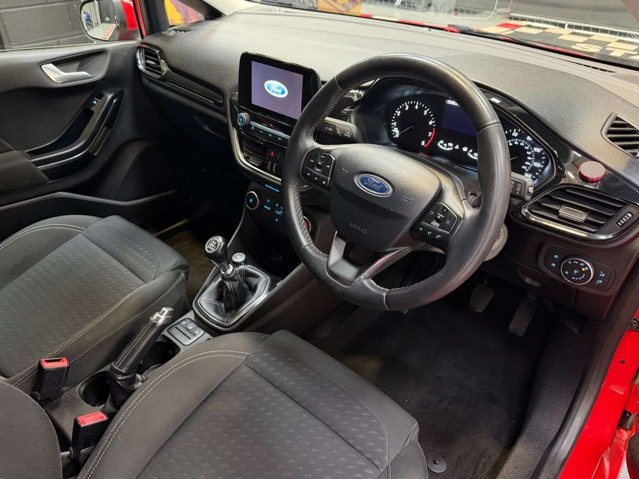 A 2018 FORD FIESTA 1.0T EcoBoost Zetec Hatchback 5dr Petrol Manual Euro 6 (s/s) (100 ps) A 2018 FORD FIESTA 1.0T EcoBoost Zetec Hatchback 5dr Petrol Manual Euro 6 (s/s) (100 ps)