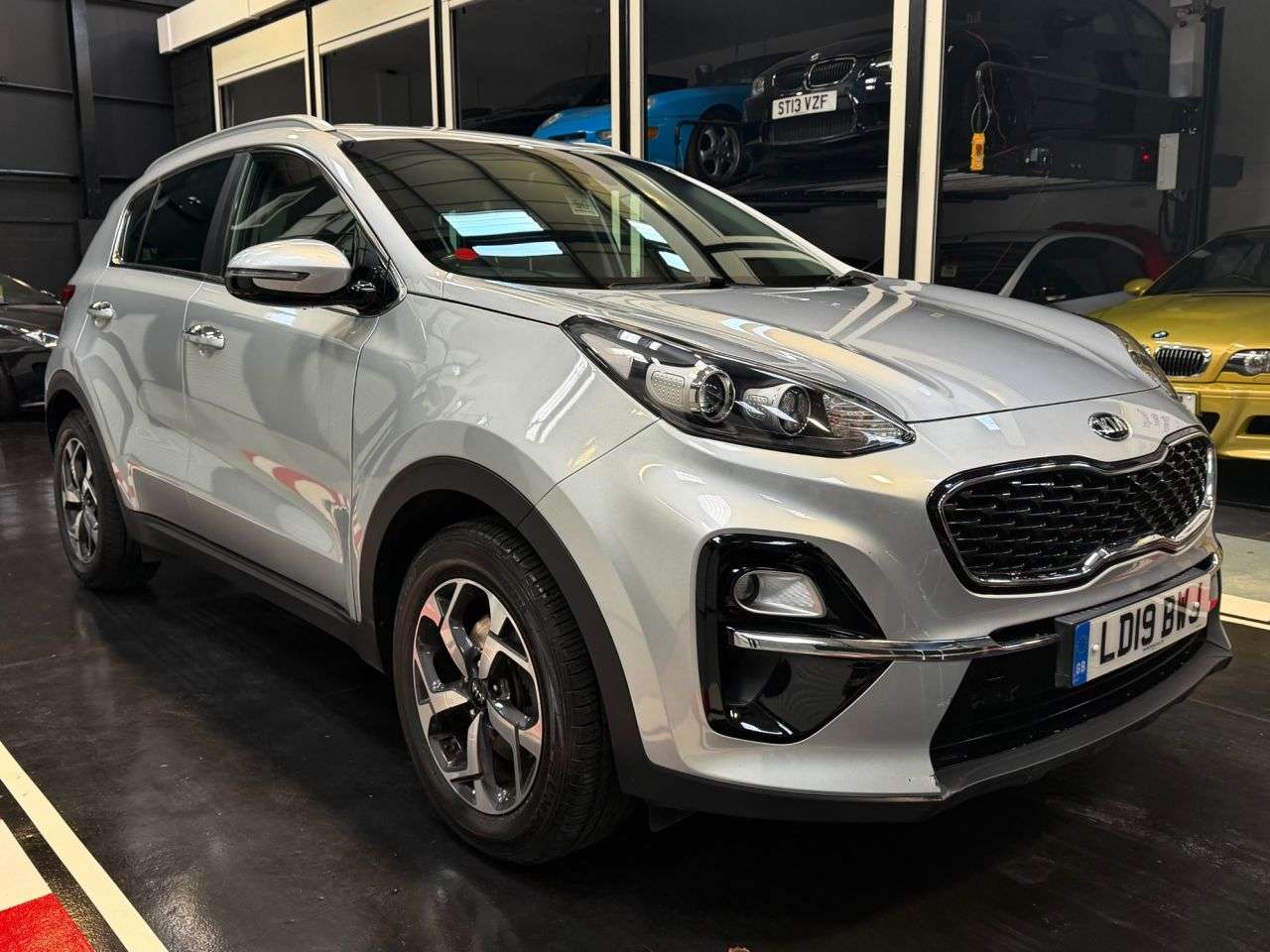 A 2019 KIA SPORTAGE 1.6 CRDi 2 SUV 5dr Diesel Manual Euro 6 (s/s) (134 bhp) A 2019 KIA SPORTAGE 1.6 CRDi 2 SUV 5dr Diesel Manual Euro 6 (s/s) (134 bhp)