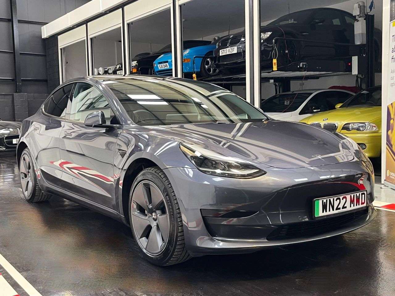 A 2022 TESLA MODEL 3 Standard Range Plus Saloon 4dr Electric Auto RWD (241 bhp) A 2022 TESLA MODEL 3 Standard Range Plus Saloon 4dr Electric Auto RWD (241 bhp)