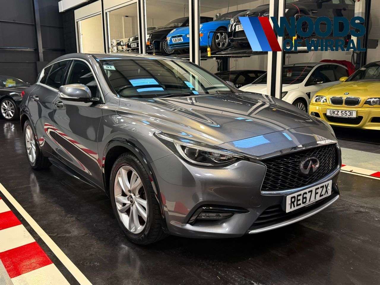 A 2017 INFINITI Q30 1.5d Business Executive Hatchback 5dr Diesel DCT Euro 6 (s/s) (109 ps) A 2017 INFINITI Q30 1.5d Business Executive Hatchback 5dr Diesel DCT Euro 6 (s/s) (109 ps)