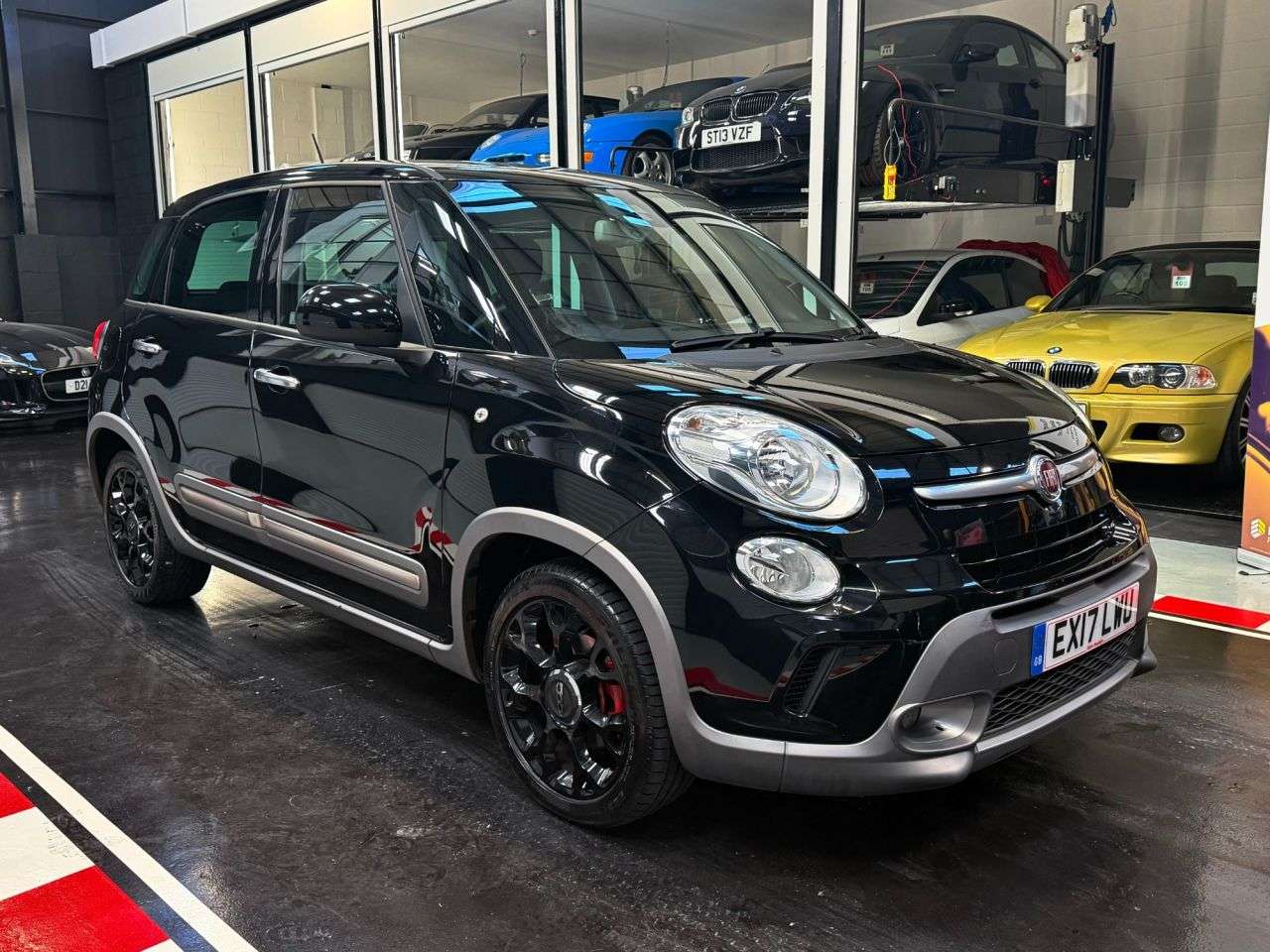 A 2017 FIAT 500L 1.3 MultiJet Trekking MPV 5dr Diesel Dualogic Euro 6 (s/s) (95 ps) A 2017 FIAT 500L 1.3 MultiJet Trekking MPV 5dr Diesel Dualogic Euro 6 (s/s) (95 ps)