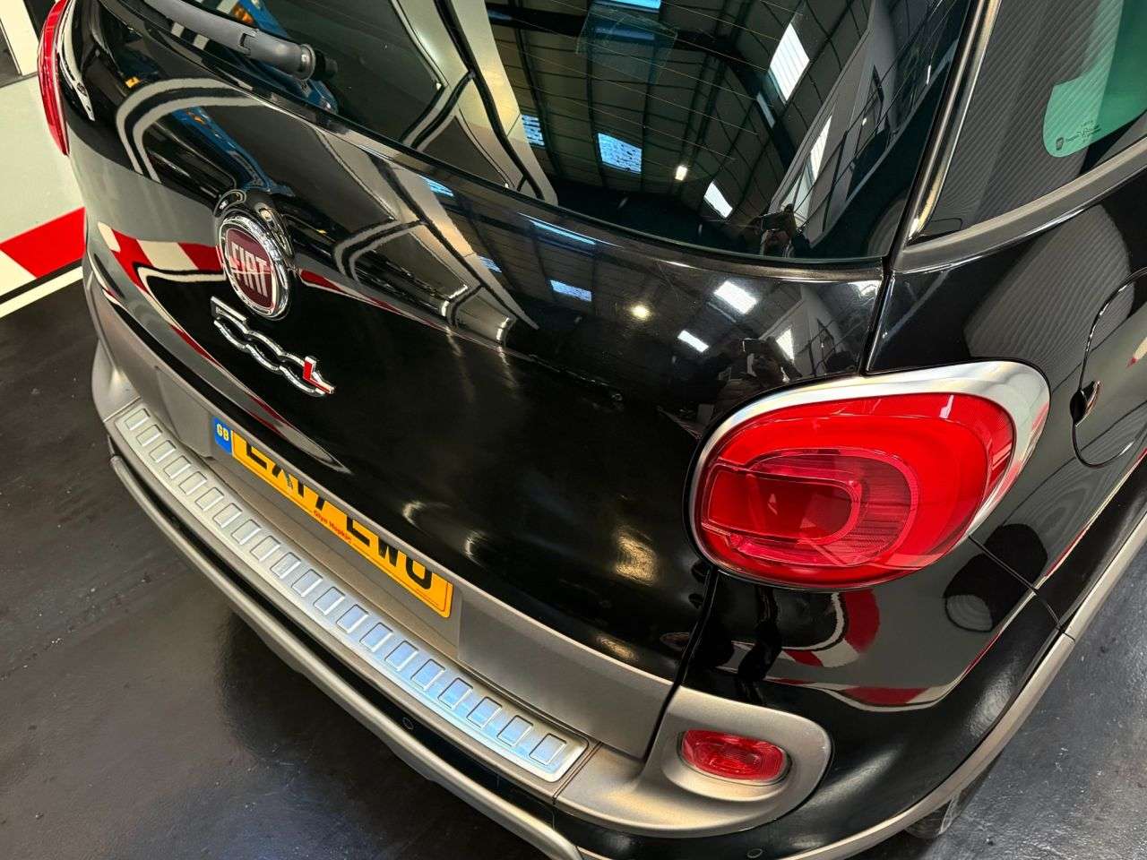 2017 FIAT 500L 2017 FIAT 500L