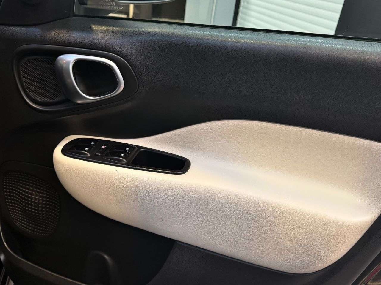 2017 FIAT 500L 2017 FIAT 500L