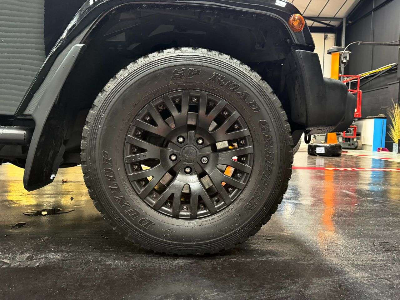 A 2010 JEEP WRANGLER 2.8 CRD Ultimate Soft top 2dr Diesel Automatic 4x4 (248 g/km, 174 bhp) A 2010 JEEP WRANGLER 2.8 CRD Ultimate Soft top 2dr Diesel Automatic 4x4 (248 g/km, 174 bhp)